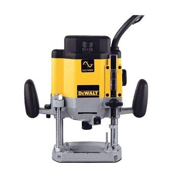 dewalt-dw621-2-horsepower-plunge-router-1-4501379